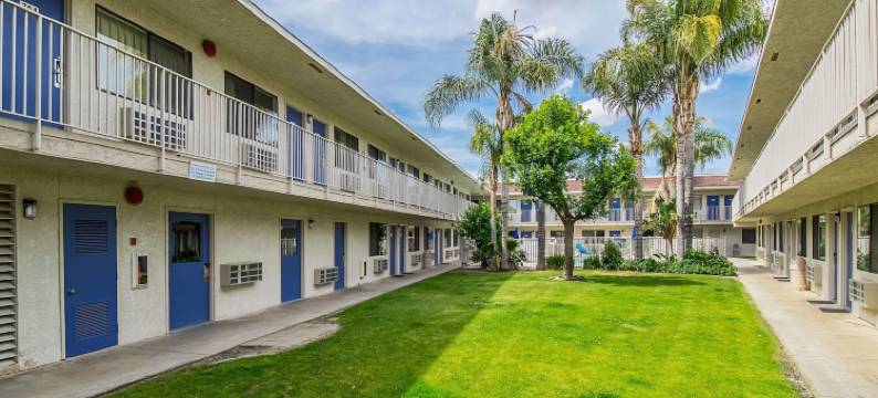 贝克斯菲尔德机场6号汽车旅馆(Motel 6 Bakersfield, CA - Airport)图片