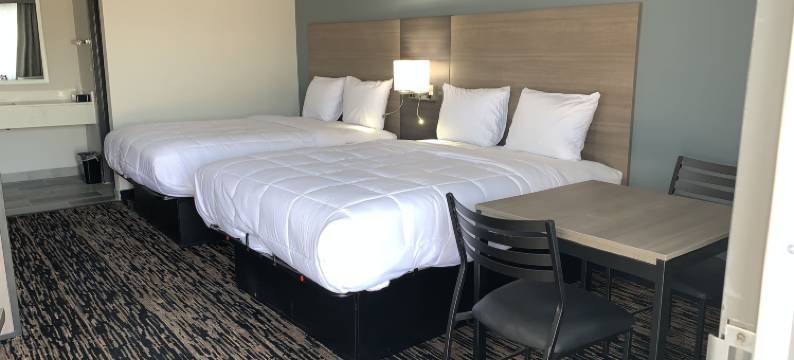 萨尔弗南温德姆速 8 汽车旅馆(Super 8 by Wyndham Sulphur South)图片