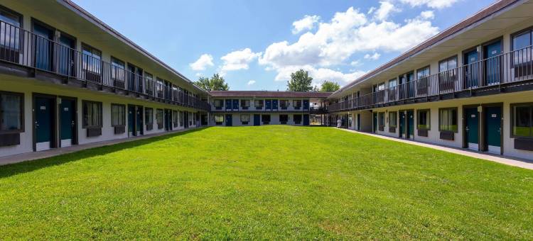 特区 - 南坎普泉6号汽车旅馆(Motel 6 Camp Springs, DC - South Camp Springs)图片