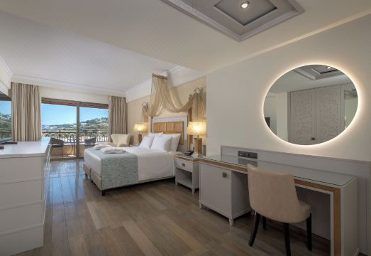 La Marquise Luxury Resort Complex HotelOver view