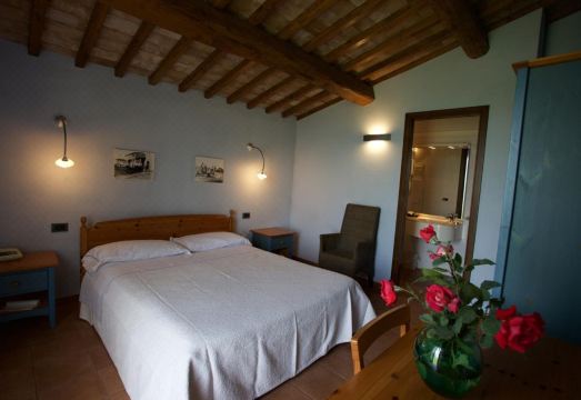 Bio Agriturismo Il Torrione Hotel Overview