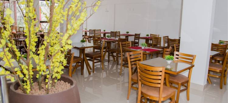 大湖酒店(Granlago Hotel)图片