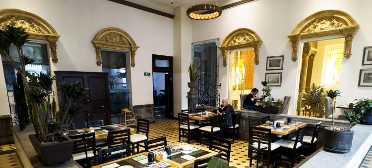 伊孔尼克普耶布拉酒店(Ikonik Hotel Puebla)图片