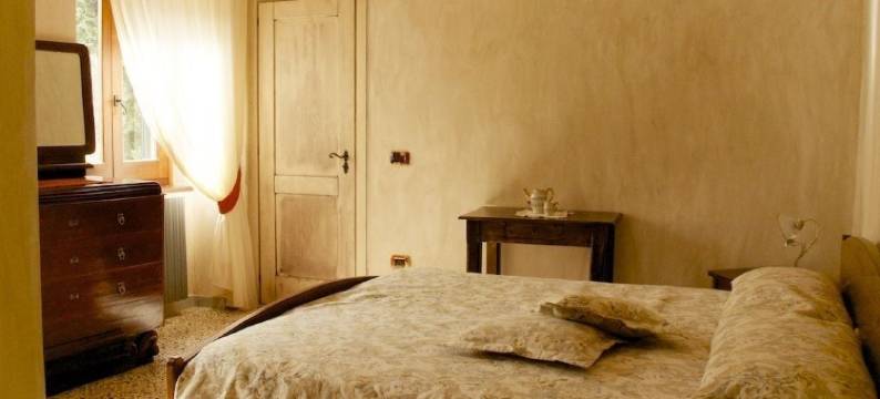 拉塔维尔诺拉观光农场 - 特努塔曼迪亚(La Tavernola Agriturismo - Tenuta Mandia)图片