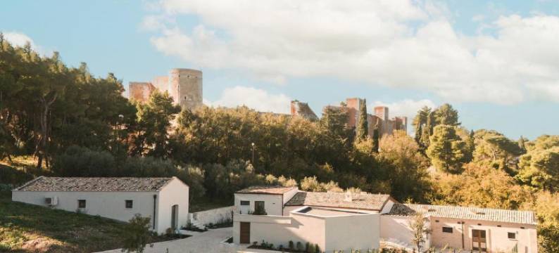 博尔戈文切里(Borgo Vinceri)图片