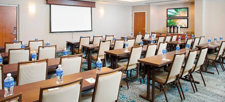 万豪西棕榈滩机场万怡酒店(Courtyard by Marriott West Palm Beach Airport)图片