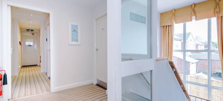 何尔康宾馆(Holcombe Guest House)图片