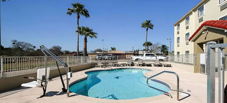 金斯维尔77号公路凯艺酒店(Quality Inn Kingsville Hwy 77)图片