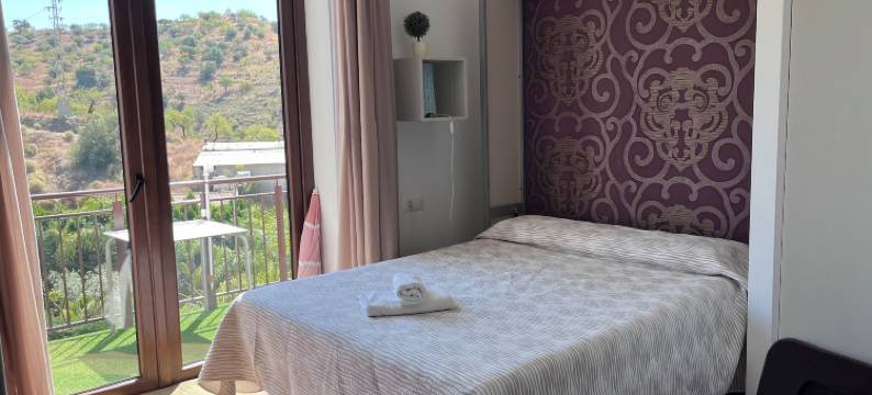 本托米兹阳台酒店(Balcones de Bentomiz)图片