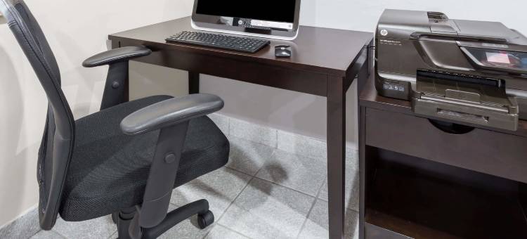 蒙德莱因-利伯蒂维尔地区速8酒店(Super 8 by Wyndham Mundelein/Libertyville Area)图片