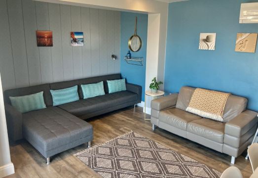 Luxurious Sea-view Retreat - Cliff Cottage Hotel Overview