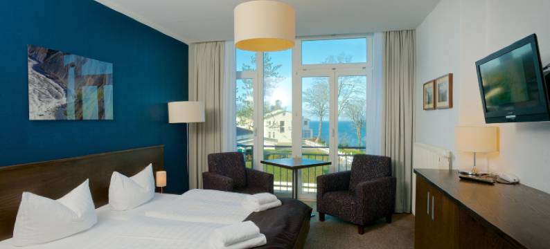 洛默全景酒店(Panorama Hotel Lohme)图片