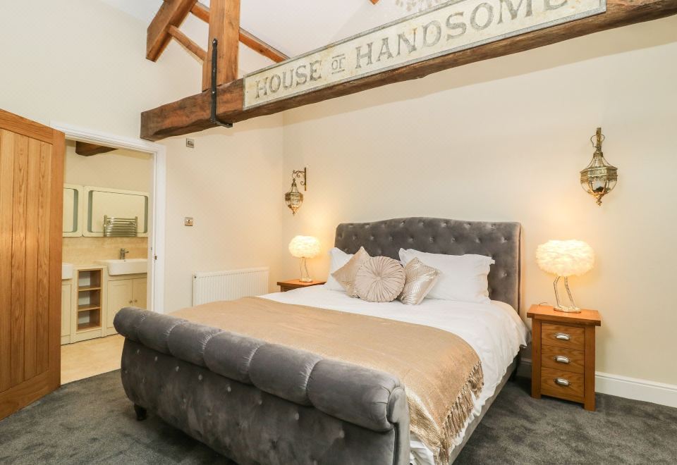 Snave Barn Hotel Overview