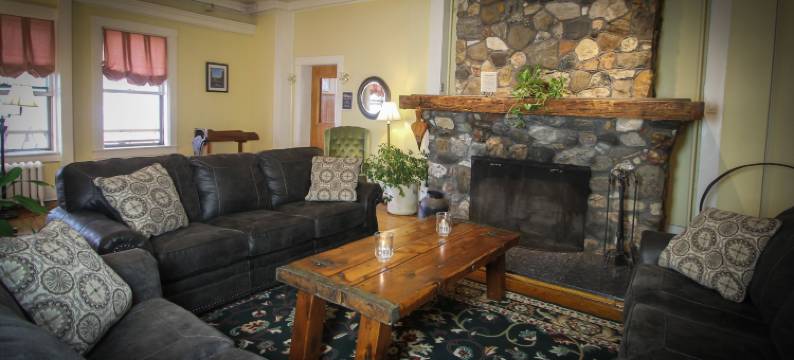 弗尔特昂旅馆和餐厅(Fullerton Inn & Restaurant)图片