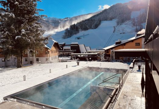 Evident Hotel Prägant 4-SuperiorHotel Overview