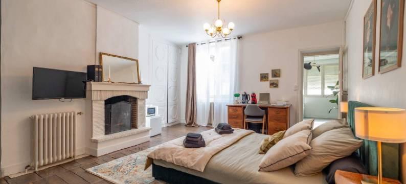 贝拉克的Les Suites公寓(Les Suites de Bellac)图片