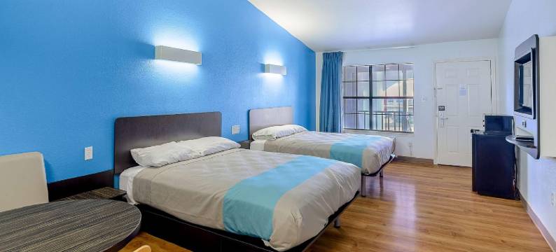 德克萨斯坎顿 6 号汽车旅馆(Motel 6 Canton, TX)图片