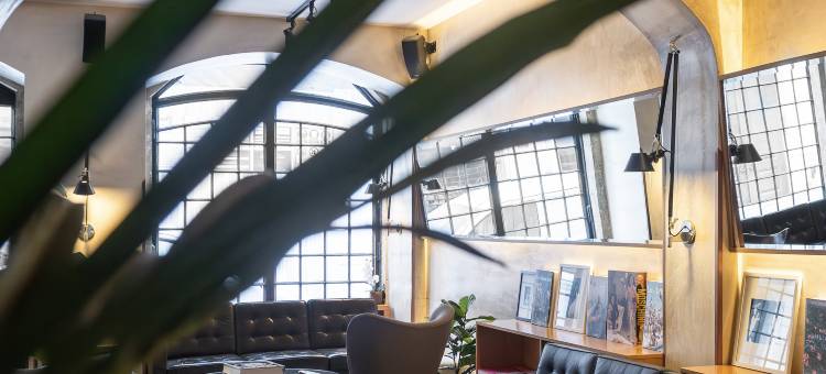 布朗市中心酒店(Brown's Downtown Hotel)图片