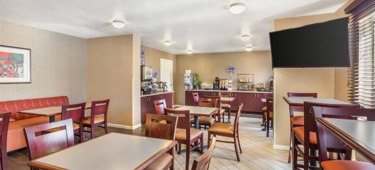 豪华贝斯特韦斯特酒店(Best Western Luxury Inn)图片