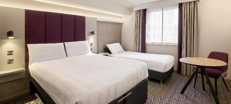 普瑞米尔雷丁酒店(Caversham桥)(Premier Inn Reading (Caversham Bridge))图片