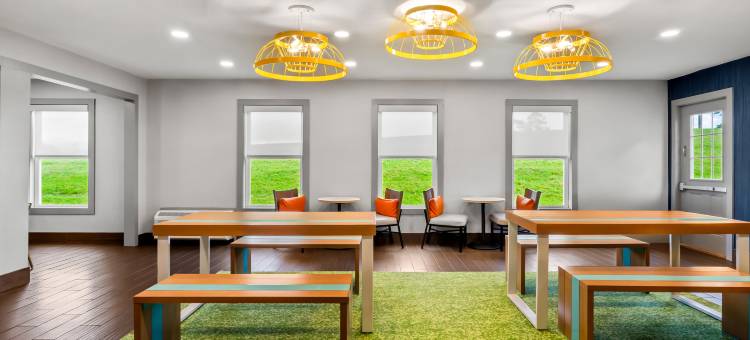 维斯维尔凯富酒店(Spark by Hilton Wytheville Holston Rd I 81)图片