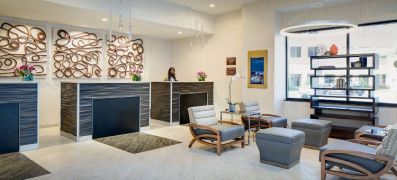 达拉斯爱田希尔顿大使套房酒店(Embassy Suites by Hilton Dallas Love Field)图片