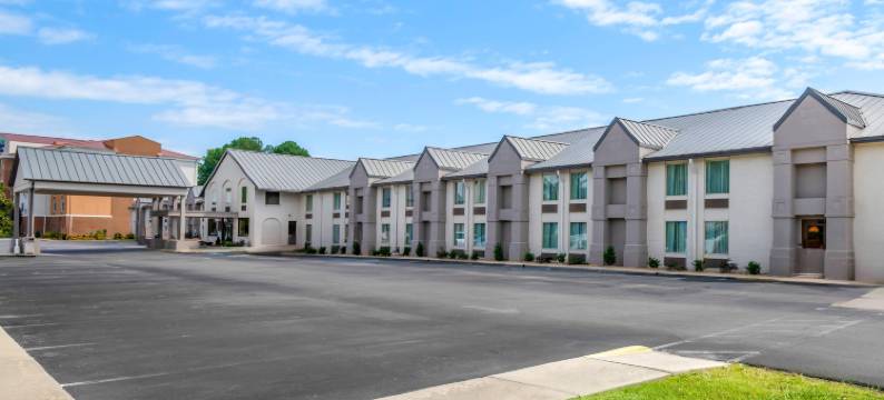 彼得斯堡舒适酒店，靠近李堡区域(Comfort Inn Petersburg Fort Lee Area)图片