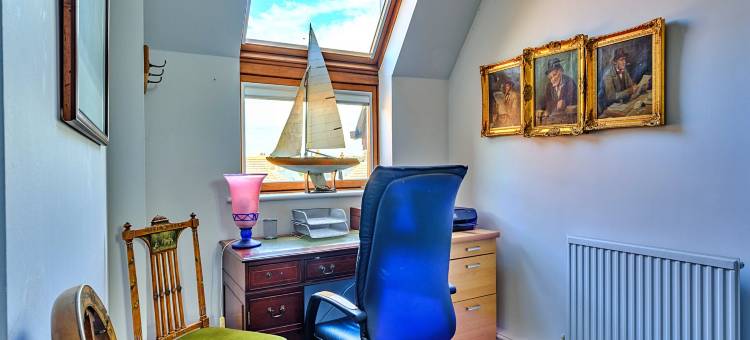 Apartment in Burnham with River Views图片
