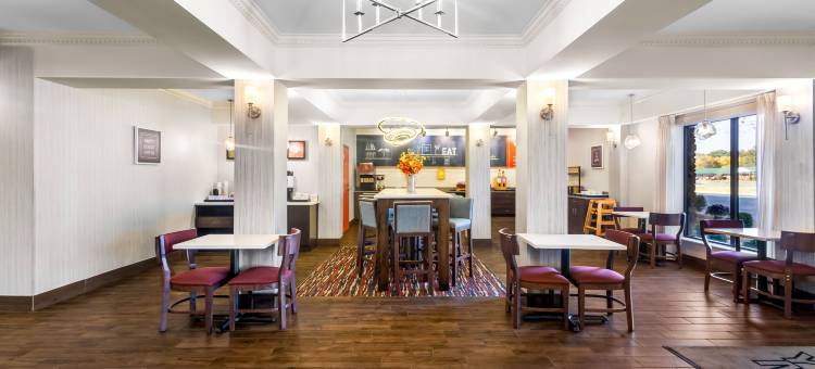 希尔顿欢朋酒店-马里昂(Hampton Inn Marion)图片