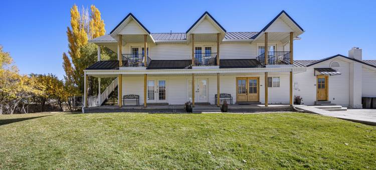 快乐小径西(Happy Trails West Inn)图片