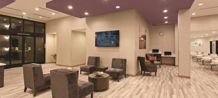 波莫纳拉昆塔温德姆套房酒店(La Quinta Inn & Suites by Wyndham Pomona)图片