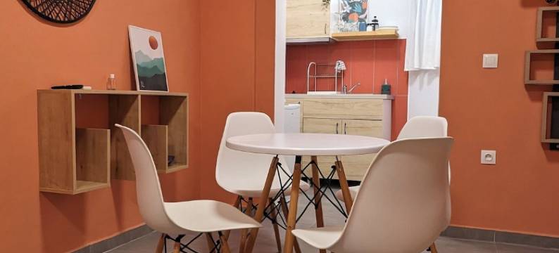 棕榈树下精品开间(Under The Palm Tree Boutique Studios)图片