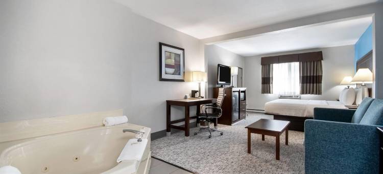 马里内特呗盟套房酒店(Baymont by Wyndham Marinette)图片