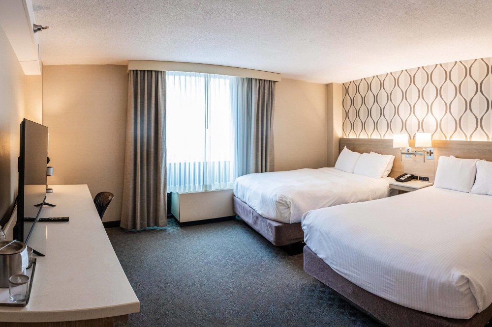 Radisson Hotel Duluth-Harborview Over view