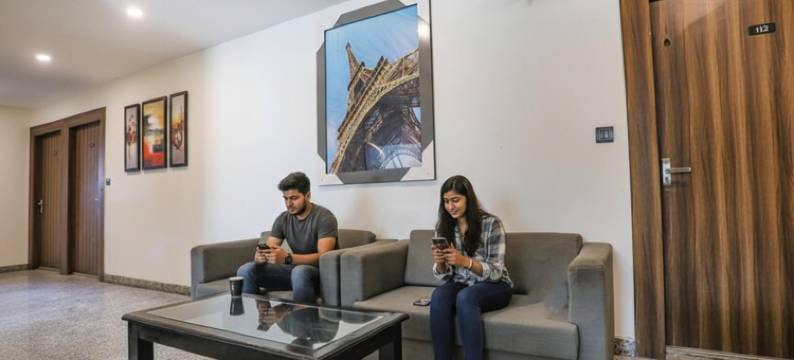 缤旅F9 58区酒店(Fabhotel F9 Sector 58)图片