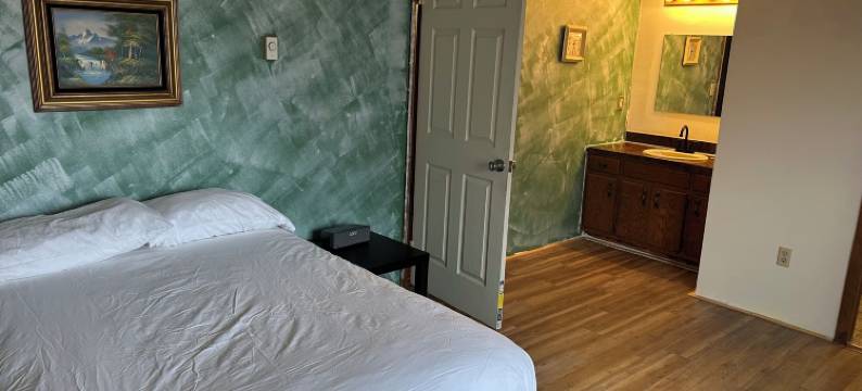 鲍威尔JET汽车旅馆(Powell JET Motor Inn)图片