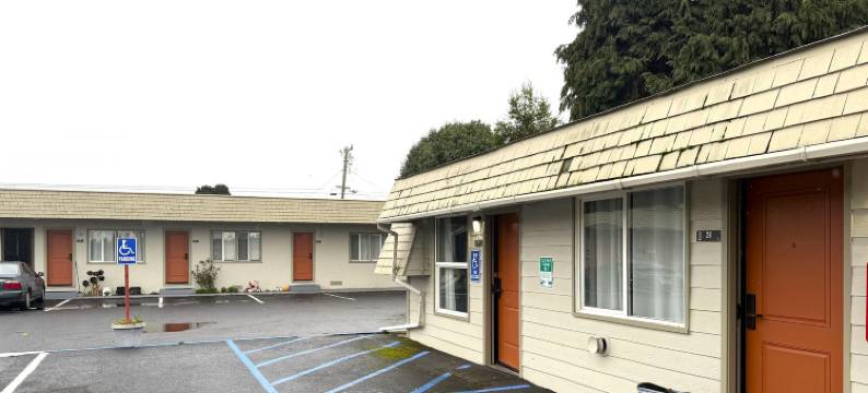 靠近101号高速公路的福图纳六河汽车旅馆(6 Rivers Motel Fortuna Near Hwy 101)图片