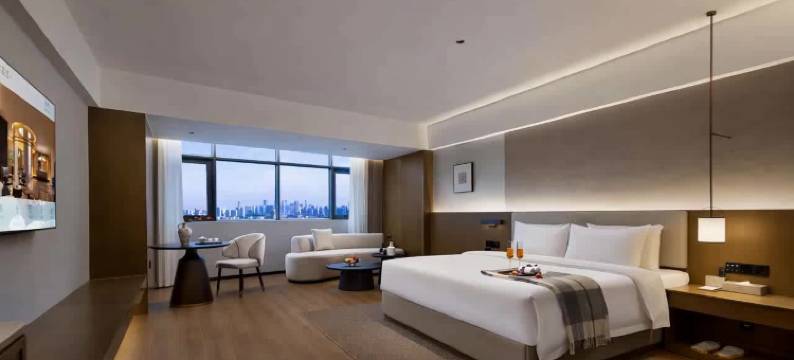 东豪酒店(贺州学院永丰湖湿地公园店)图片