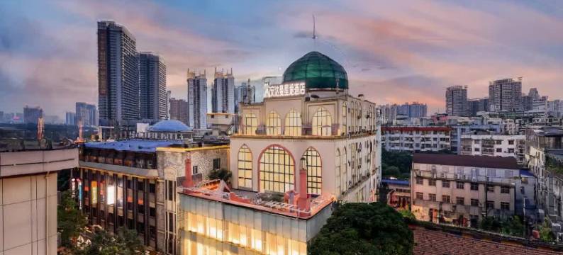 安达曼星途酒店(南宁朝阳广场地铁站三街两巷店)图片