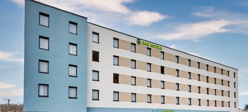 法国多维尔图可B&B住宿加早餐酒店(B&B Hotel Deauville-Touques)图片