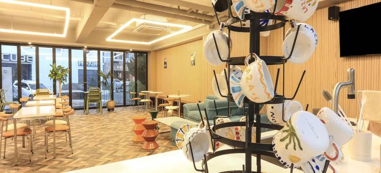 Laza station图片
