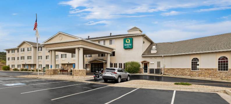 芒尼门海斯拉皮德城医院附近凯艺酒店(Quality Inn Near Monument Health Rapid City Hospital)图片