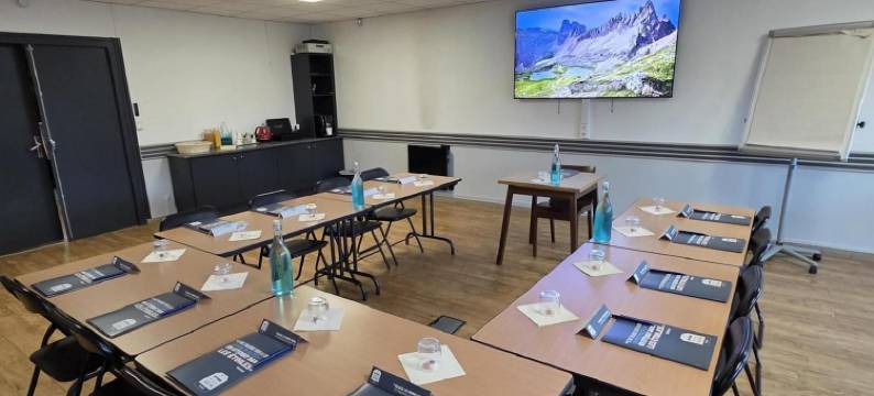 北鲁昂 - 蒙圣埃尼昂基里亚德酒店(Kyriad Rouen Nord - Mont Saint Aignan)图片