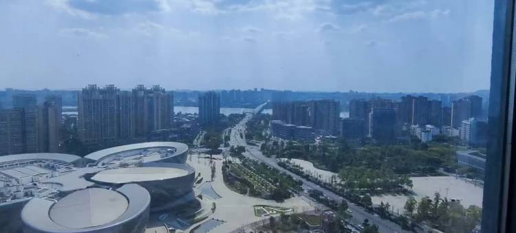 云上端酒店(遂宁万达广场职业技术学院店)图片
