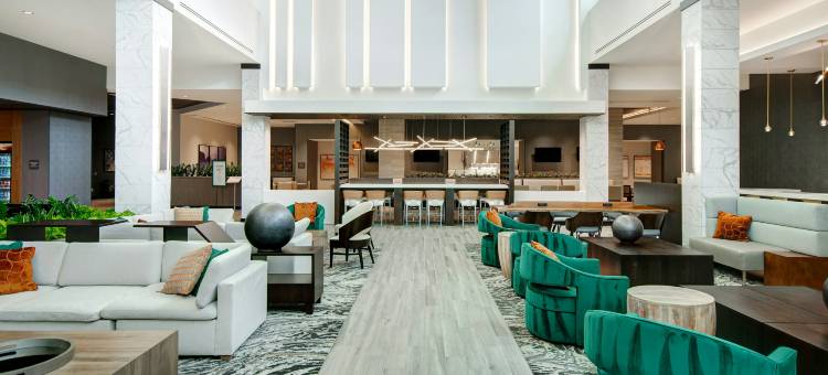 阿尔法利塔翡翠希尔顿安泊酒店(Embassy Suites by Hilton Alpharetta Halcyon)图片