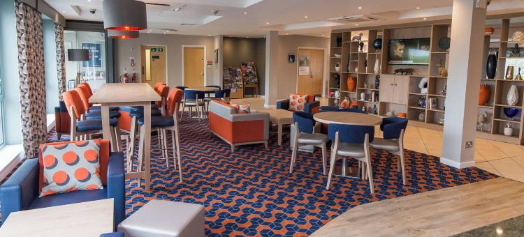 Holiday Inn Express 邓弗姆林(Holiday Inn Express DUNFERMLINE by IHG)图片