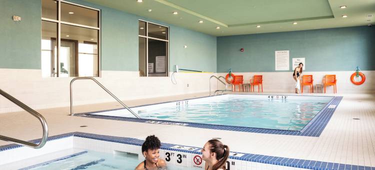 埃德蒙顿西部购物区智选假日酒店(Holiday Inn Express & Suites WEST EDMONTON-MALL AREA by IHG)图片