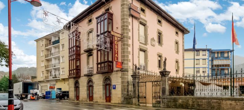 OYO La Pinta酒店餐厅(Hostal Restaurante la Pinta)图片