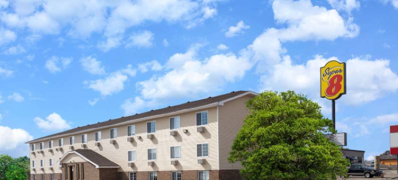 克林顿温德姆速8酒店(Super 8 by Wyndham Clinton)图片