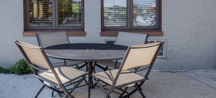 西艾利斯-密尔沃基戴斯酒店(Days Inn by Wyndham West Allis/Milwaukee)图片